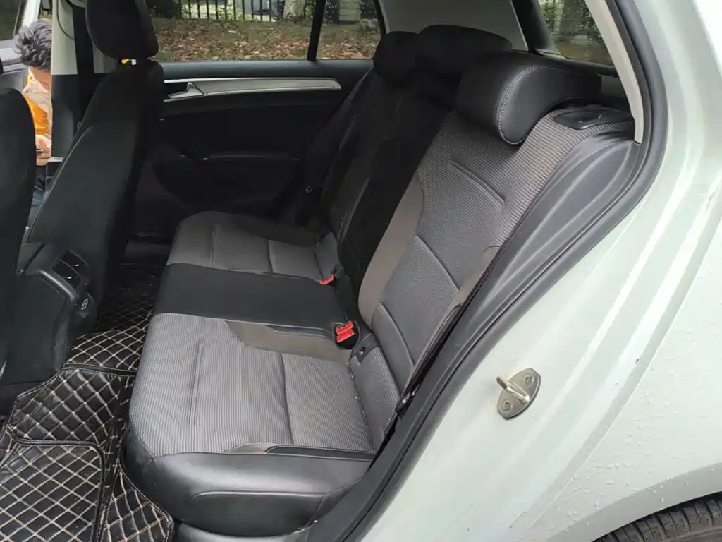 Volkswagen Golf — миниатюра 17