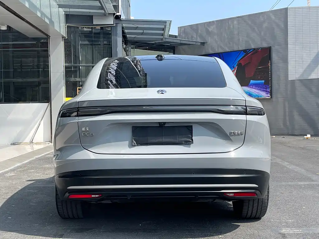 NIO NIO EC6