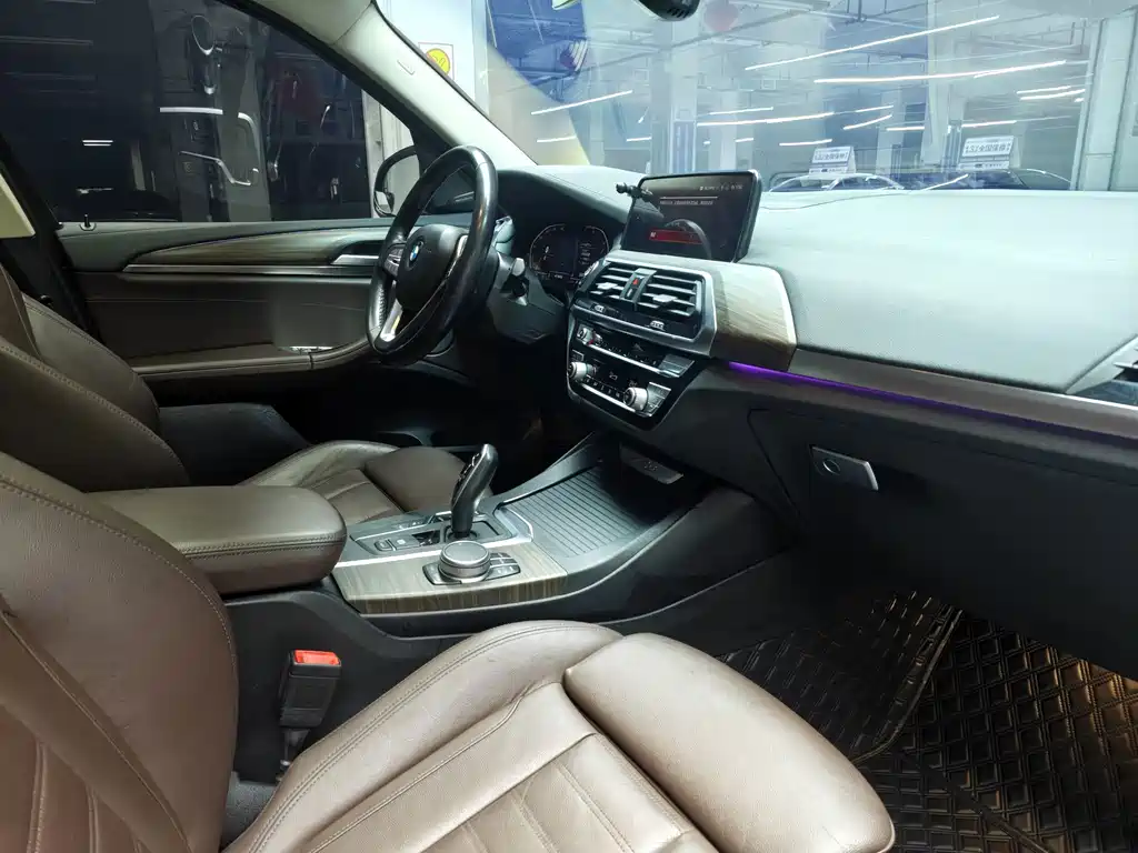BMW X3 — миниатюра 10