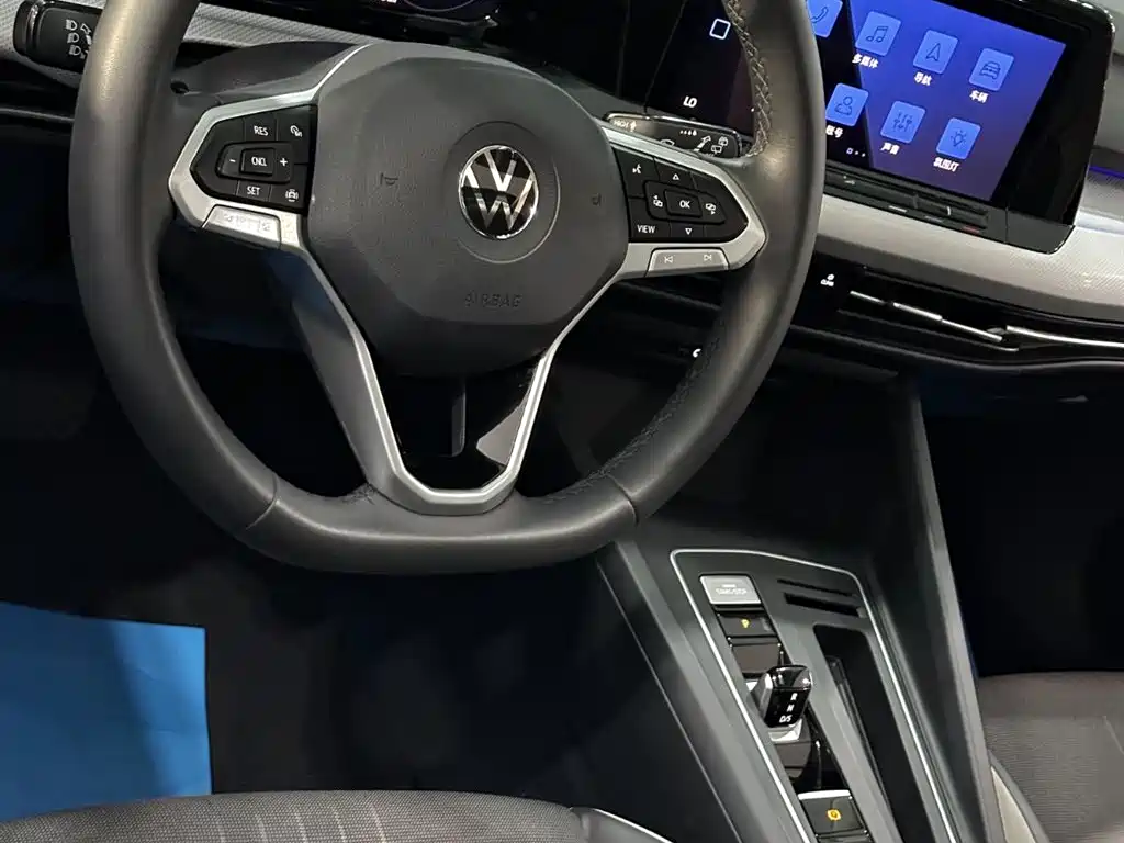 Volkswagen Golf — миниатюра 21