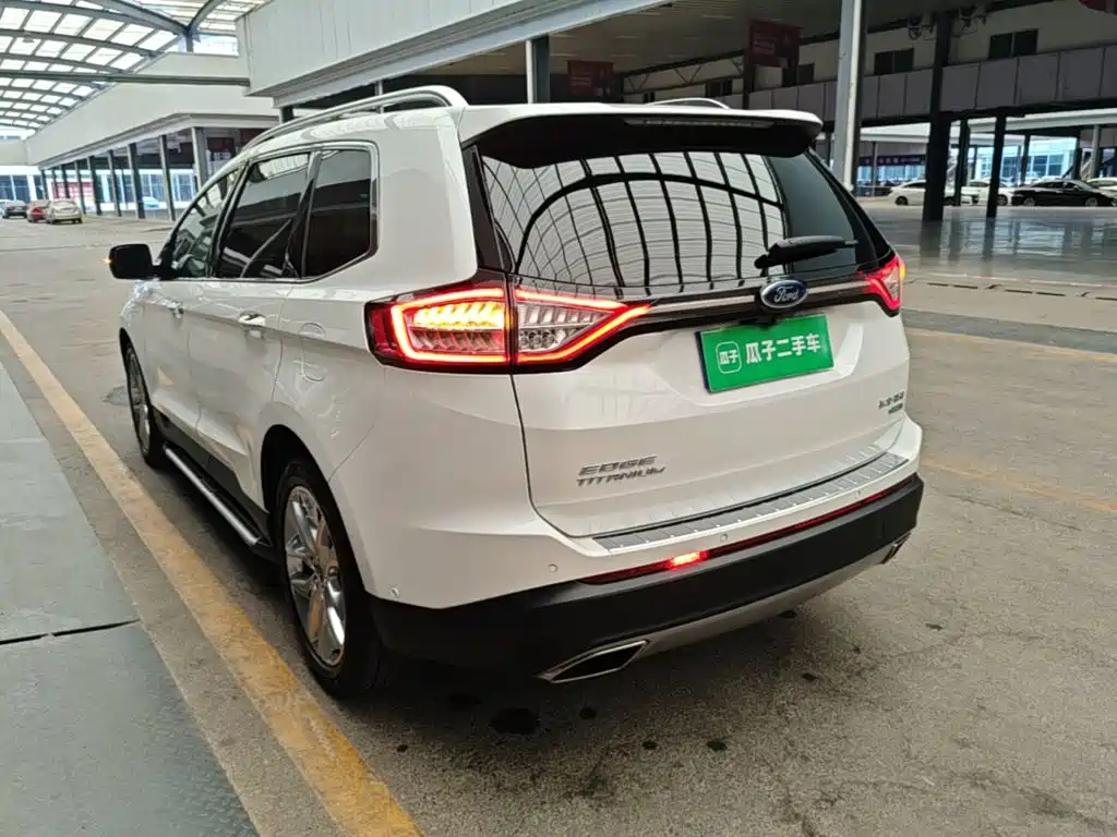 Ford Edge — миниатюра 5