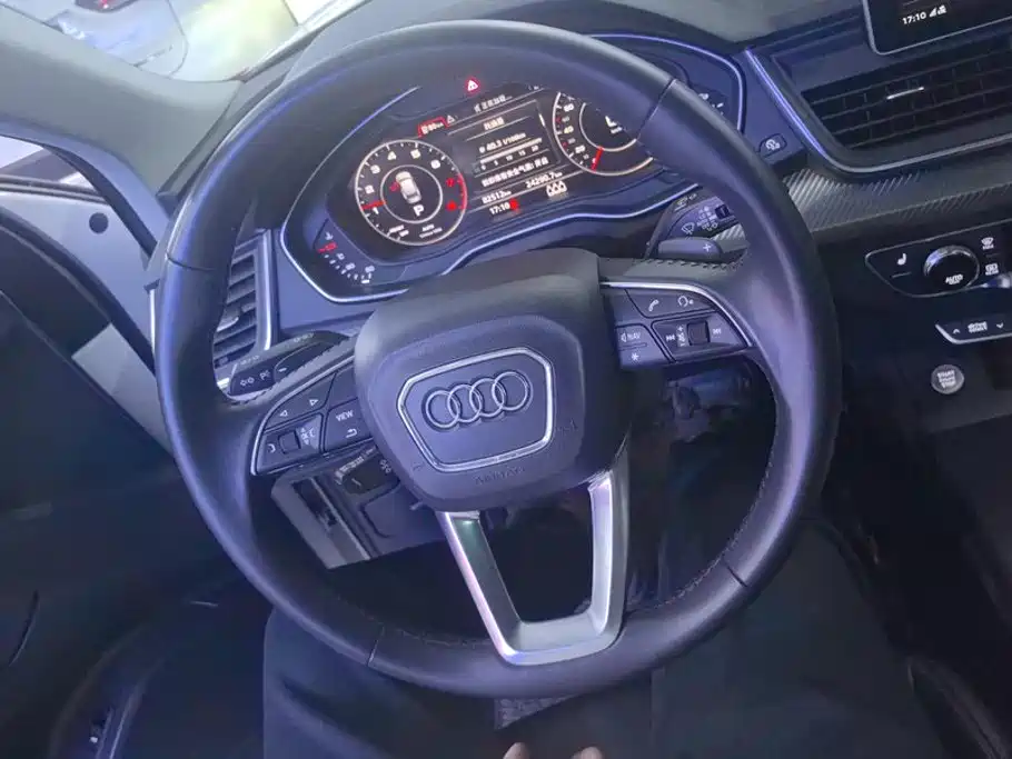 Audi Q5L — миниатюра 15