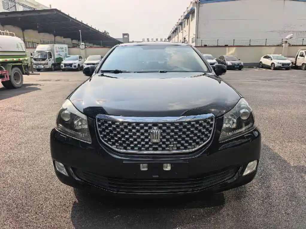 Toyota Crown — миниатюра 2