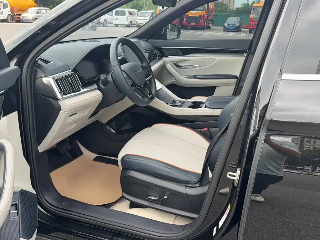 BYD PLUS New Energy — миниатюра 14