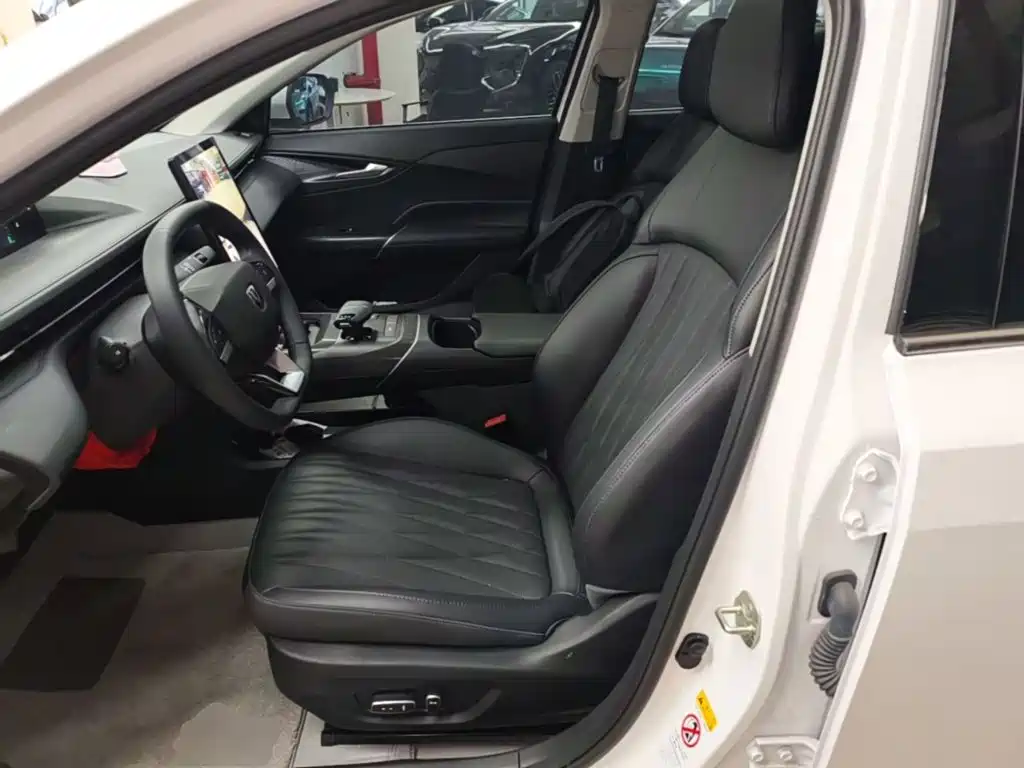 Changan Eado — миниатюра 15