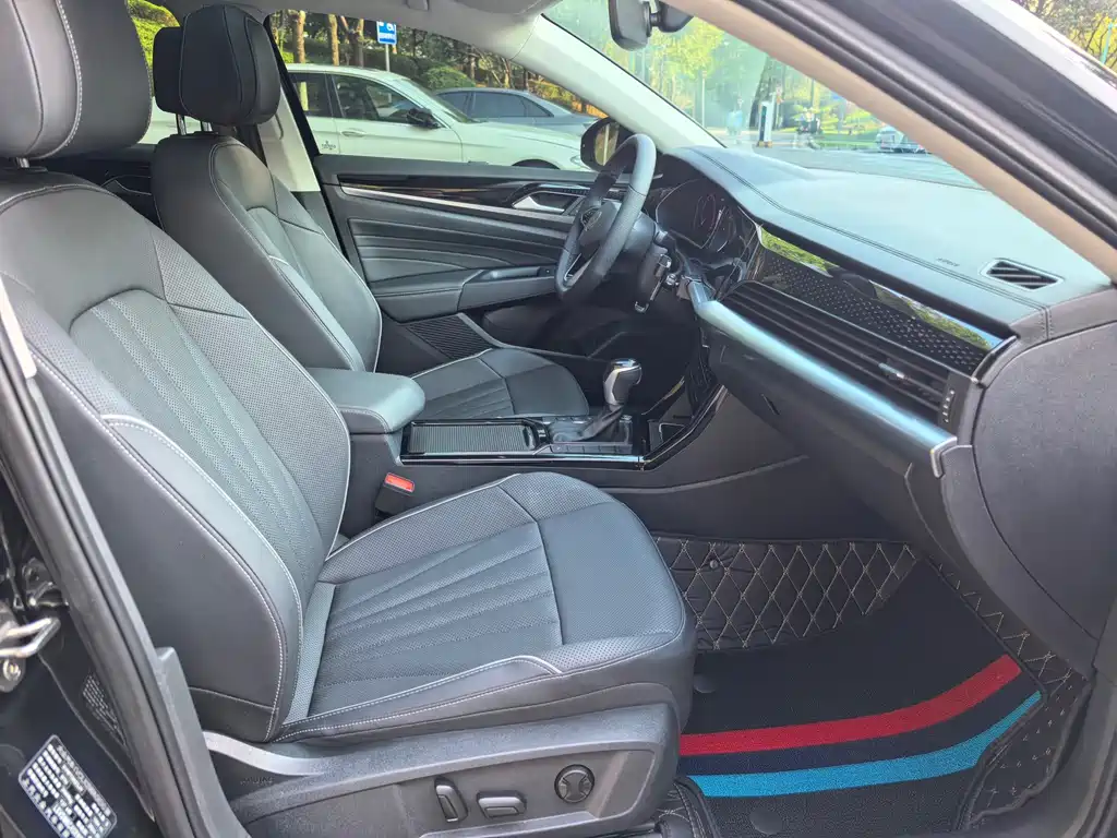 Volkswagen Passat — миниатюра 12