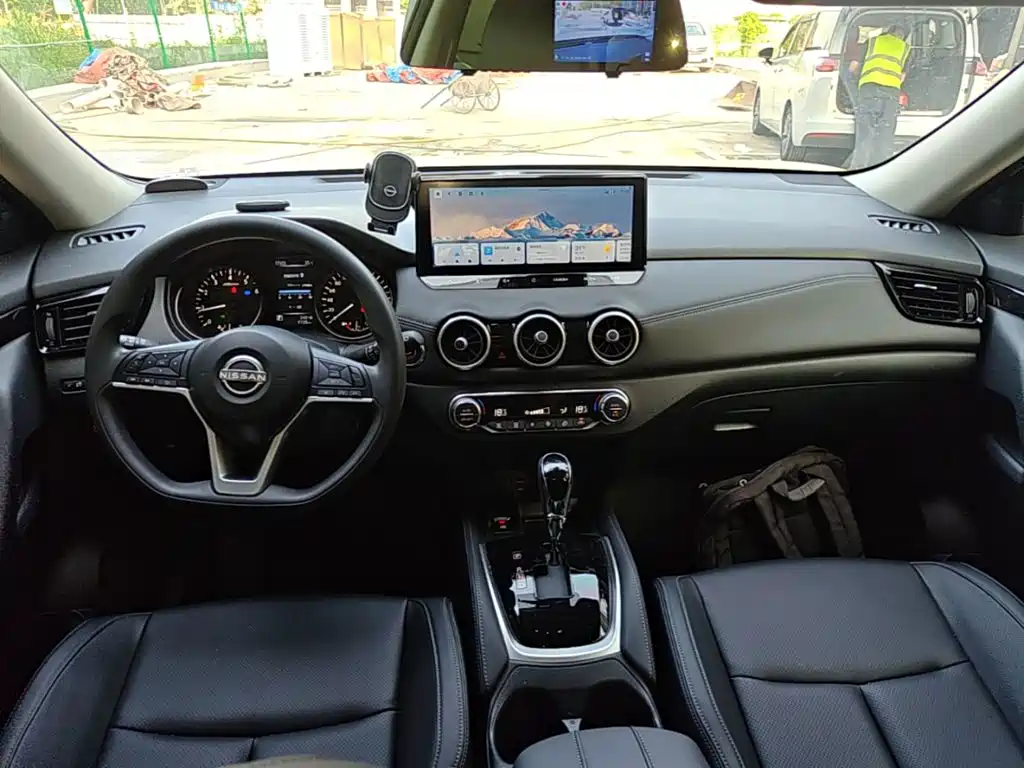 Nissan X-Trail — миниатюра 10