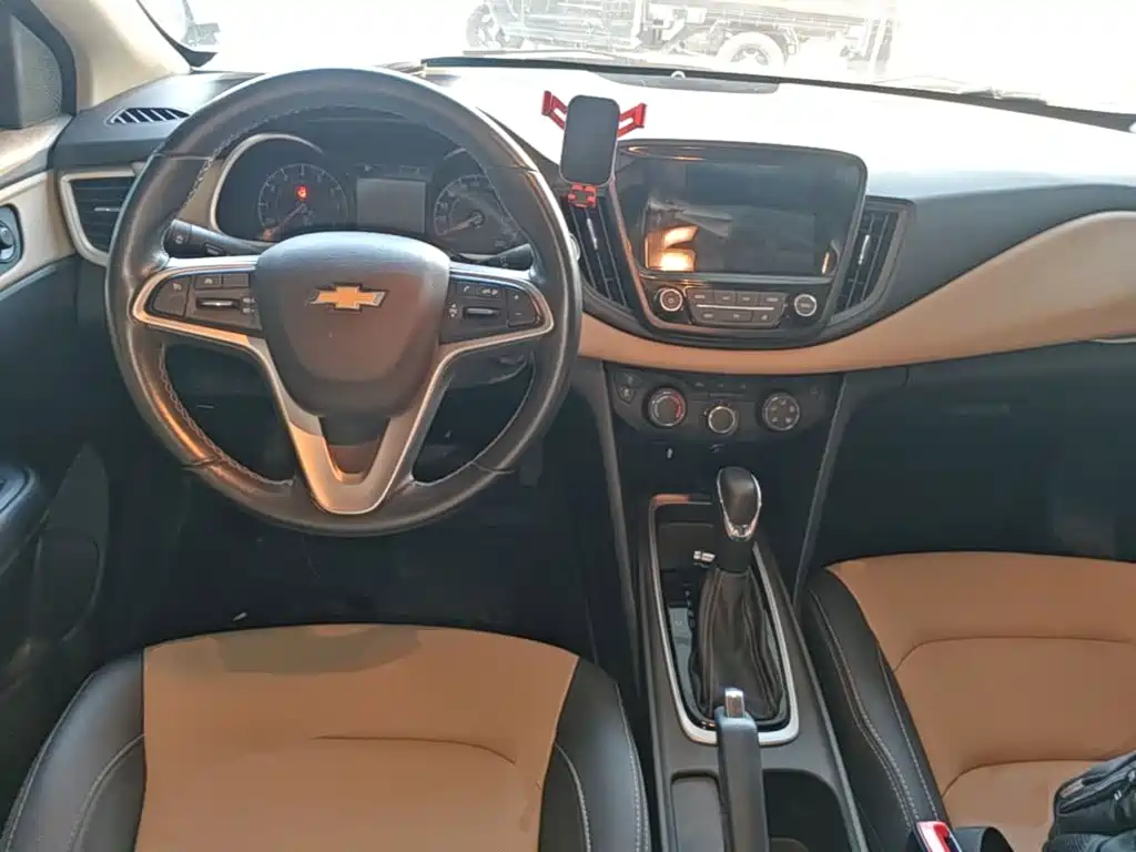 Chevrolet Monza — миниатюра 10