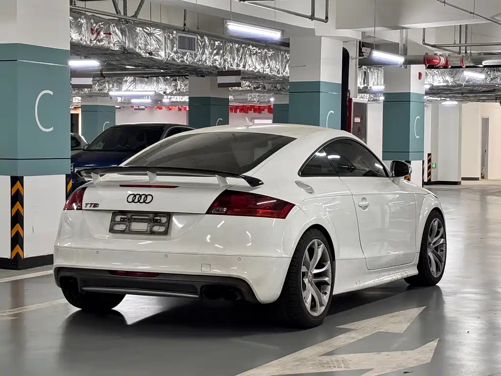 Audi TTS 2011 TTS Coupe 2.0TFSI quattro