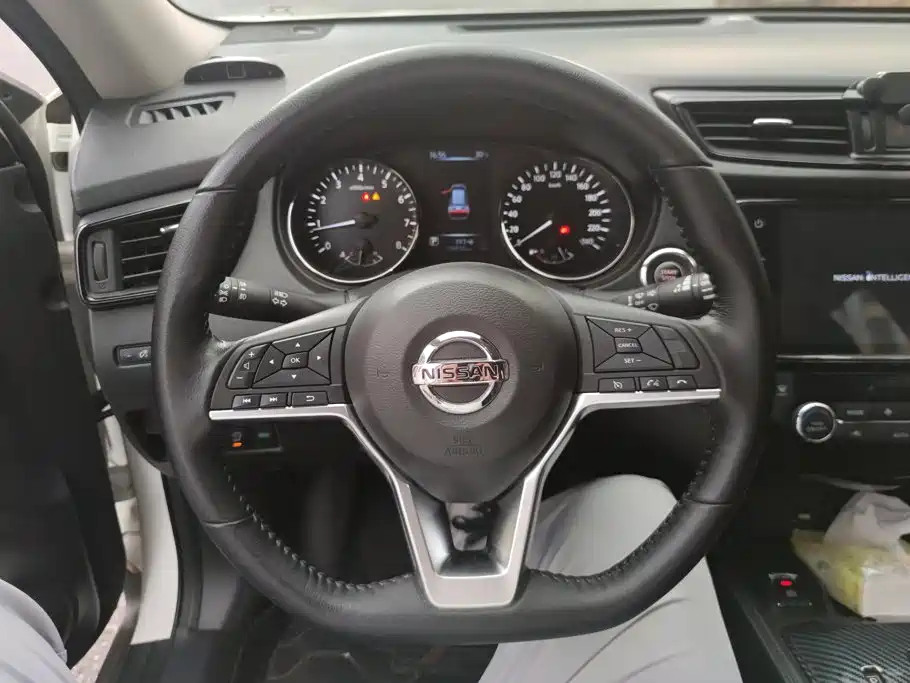 Nissan X-Trail — миниатюра 15