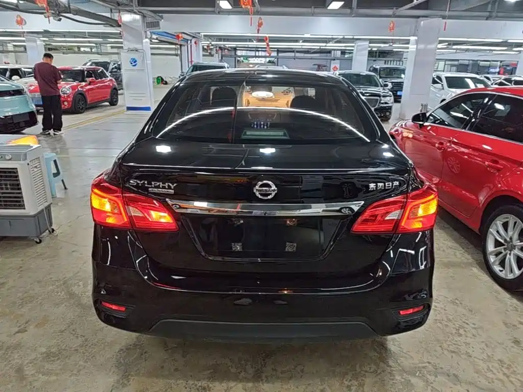 Nissan Sylphy — миниатюра 6