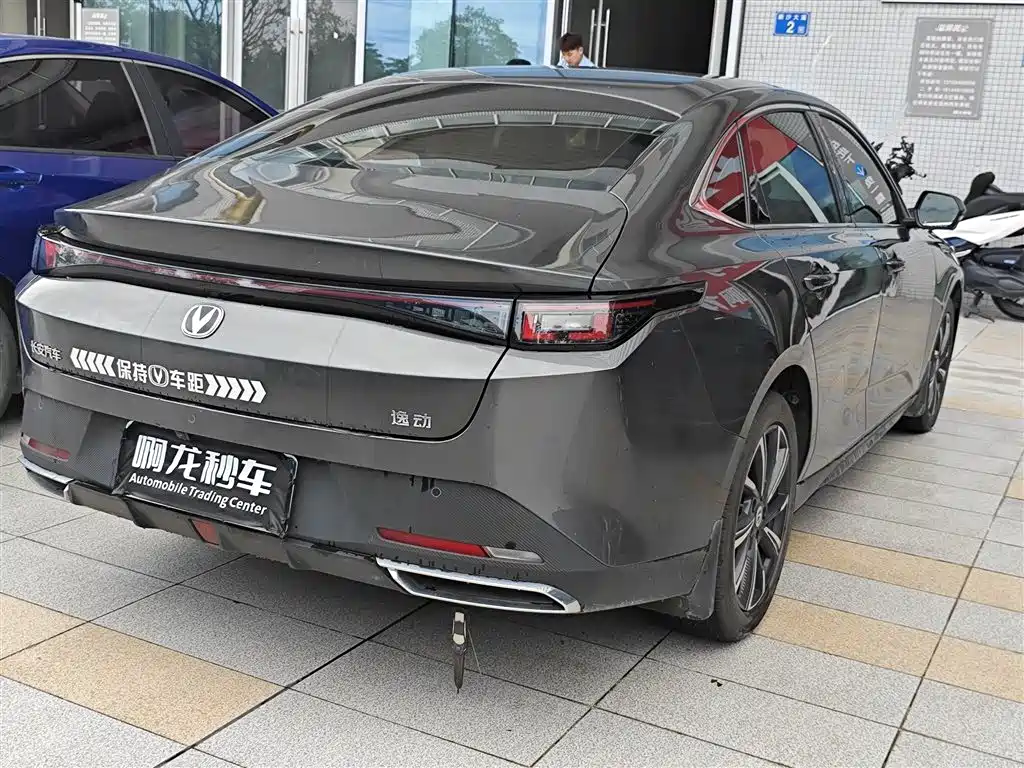 Changan Eado — миниатюра 8