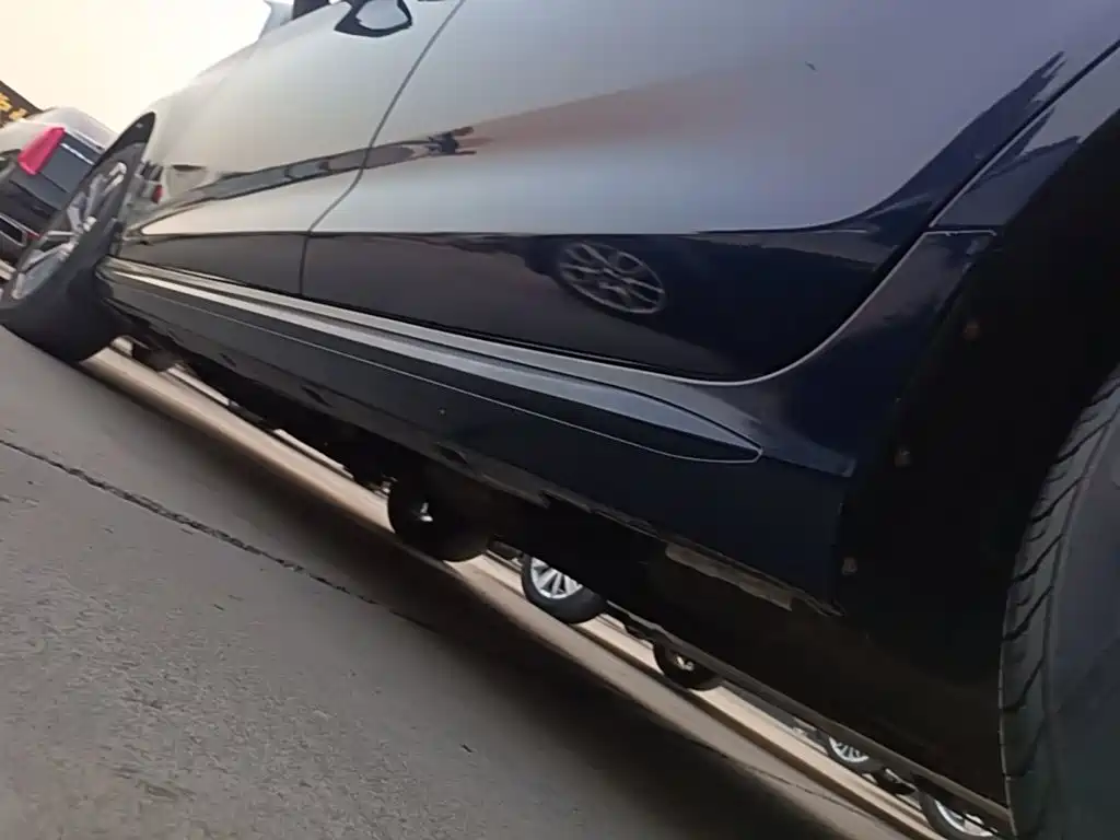 BYD MAX — миниатюра 22