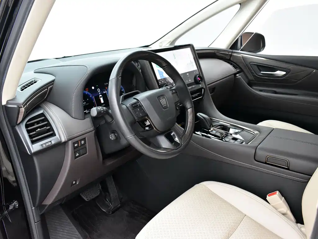 Toyota Vellfire — миниатюра 7
