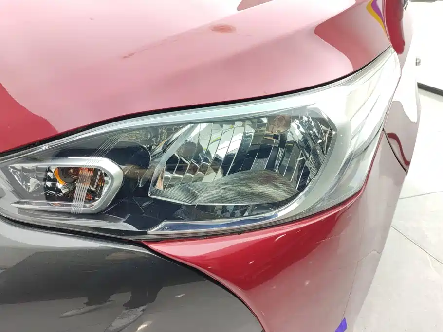 Toyota Yaris L — миниатюра 5