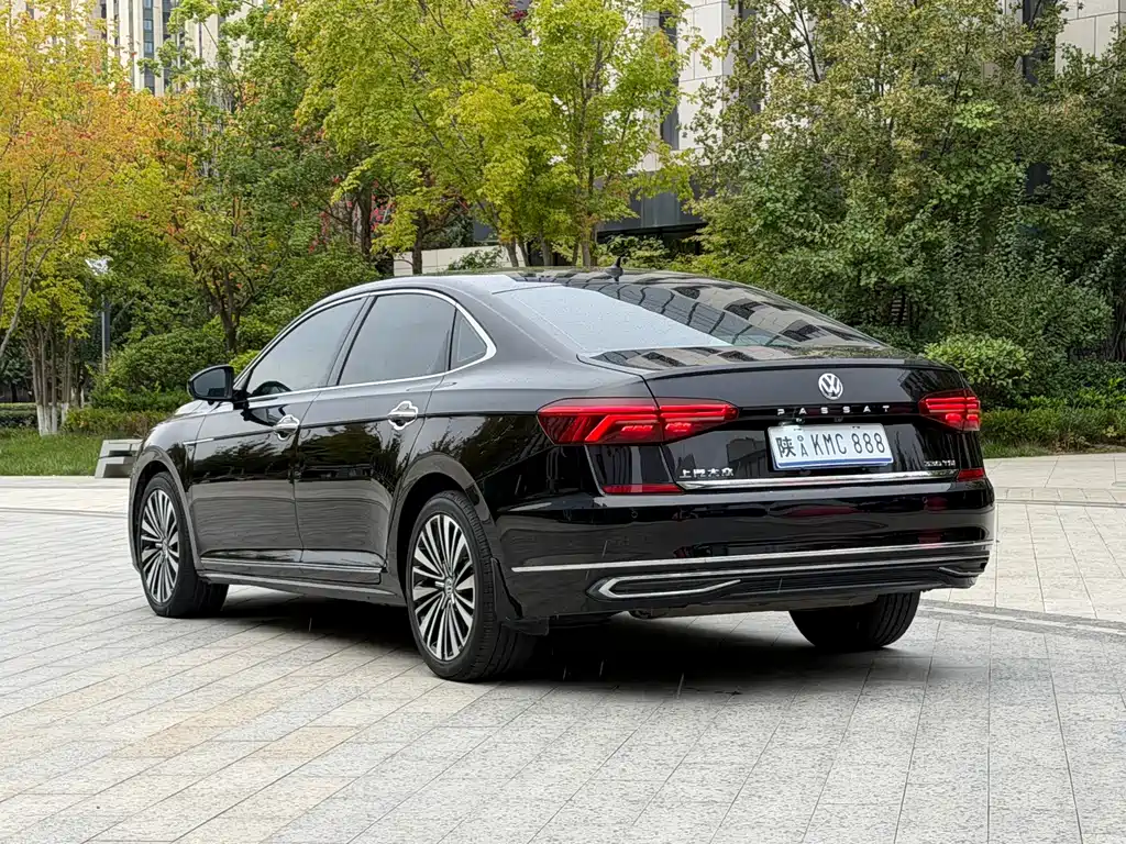 Volkswagen Passat — миниатюра 4