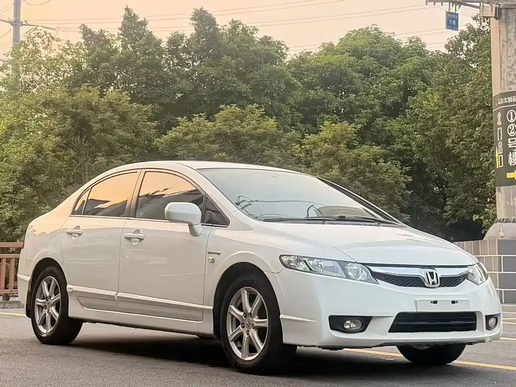 Honda Civic — миниатюра 3