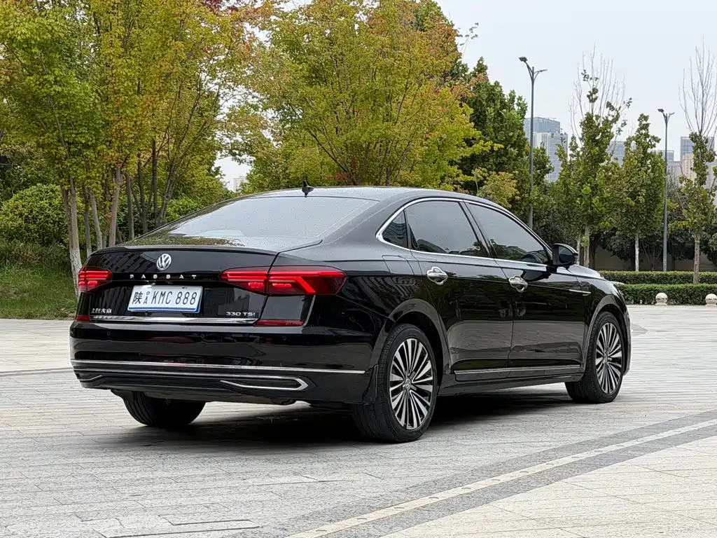 Volkswagen Passat — миниатюра 6