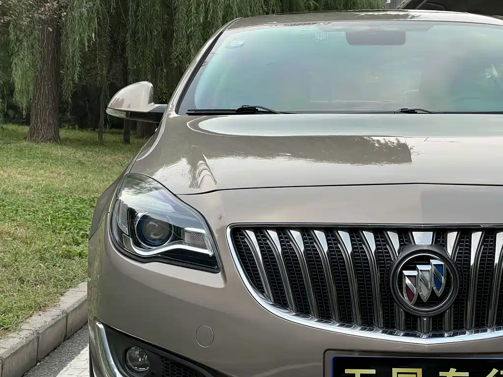 Buick Regal — миниатюра 9