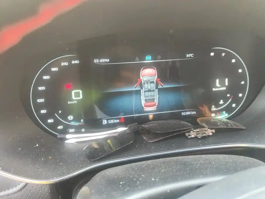 Roewe RX5 MAX — миниатюра 14