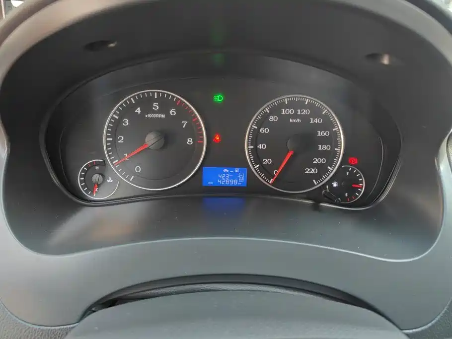 Geely King Kong — миниатюра 14