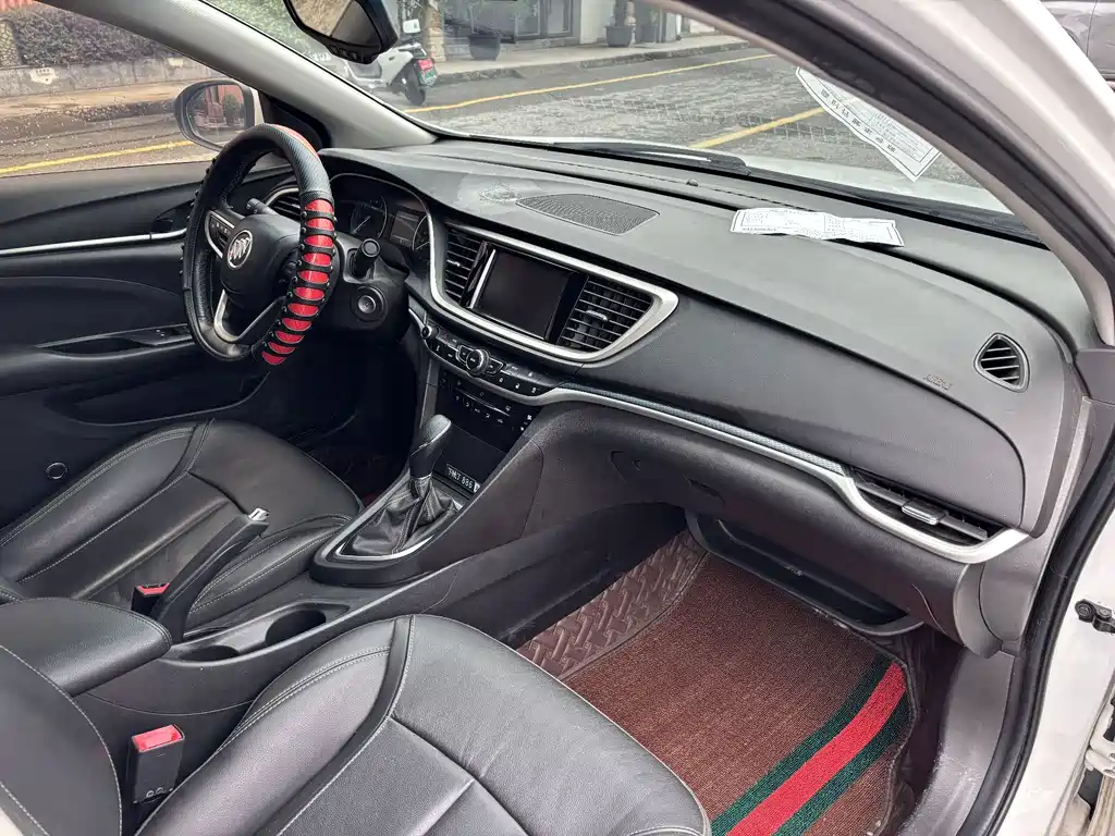 Buick Excelle — миниатюра 10