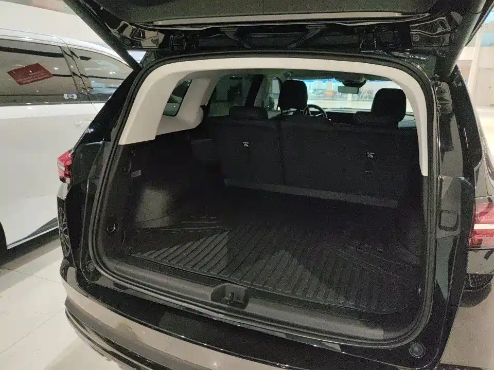 Buick Envision Plus — миниатюра 6