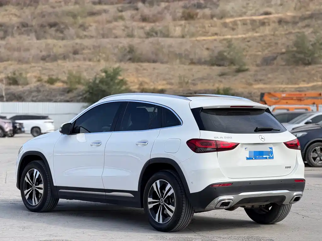 Mercedes-Benz GLA — миниатюра 4