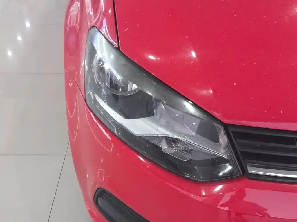 Volkswagen Polo — миниатюра 6
