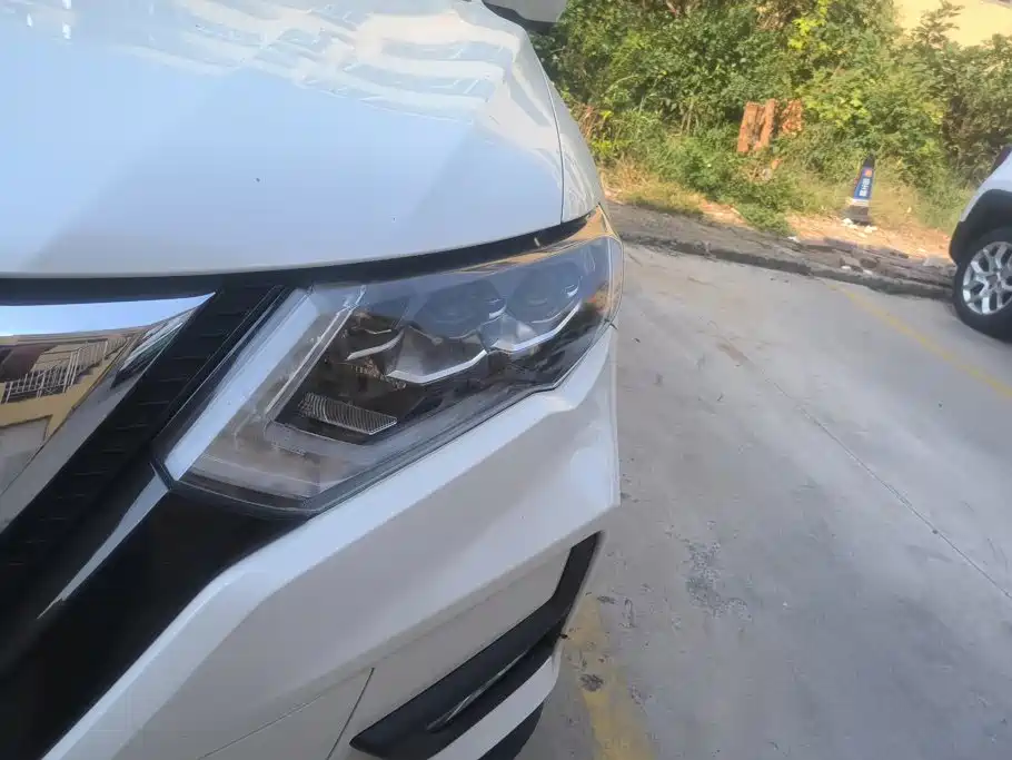 Nissan X-Trail — миниатюра 5