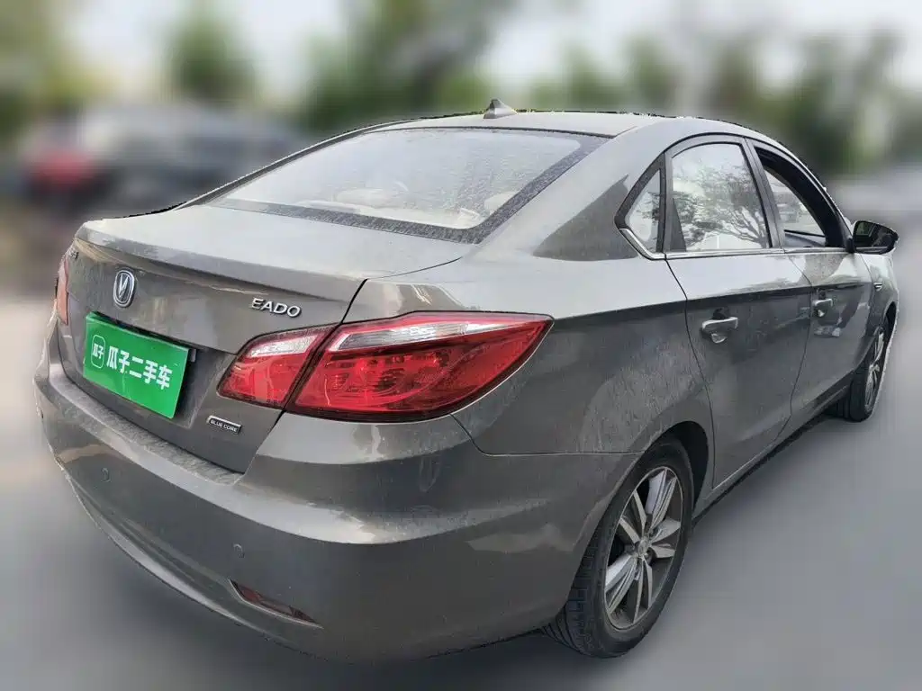 Changan Eado — миниатюра 6
