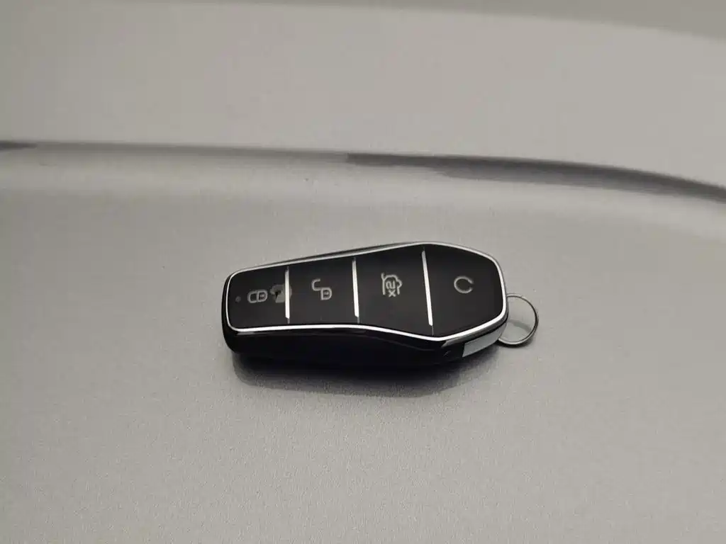 BYD Han — миниатюра 19