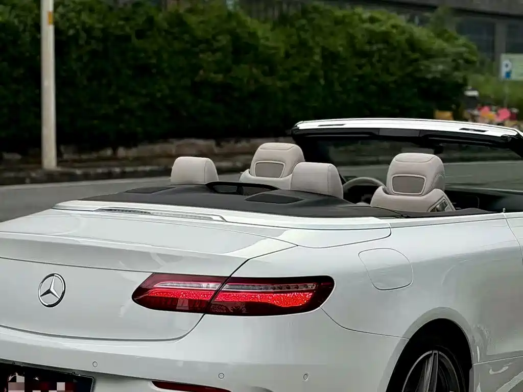 Mercedes-Benz E-Class (Import) — миниатюра 8