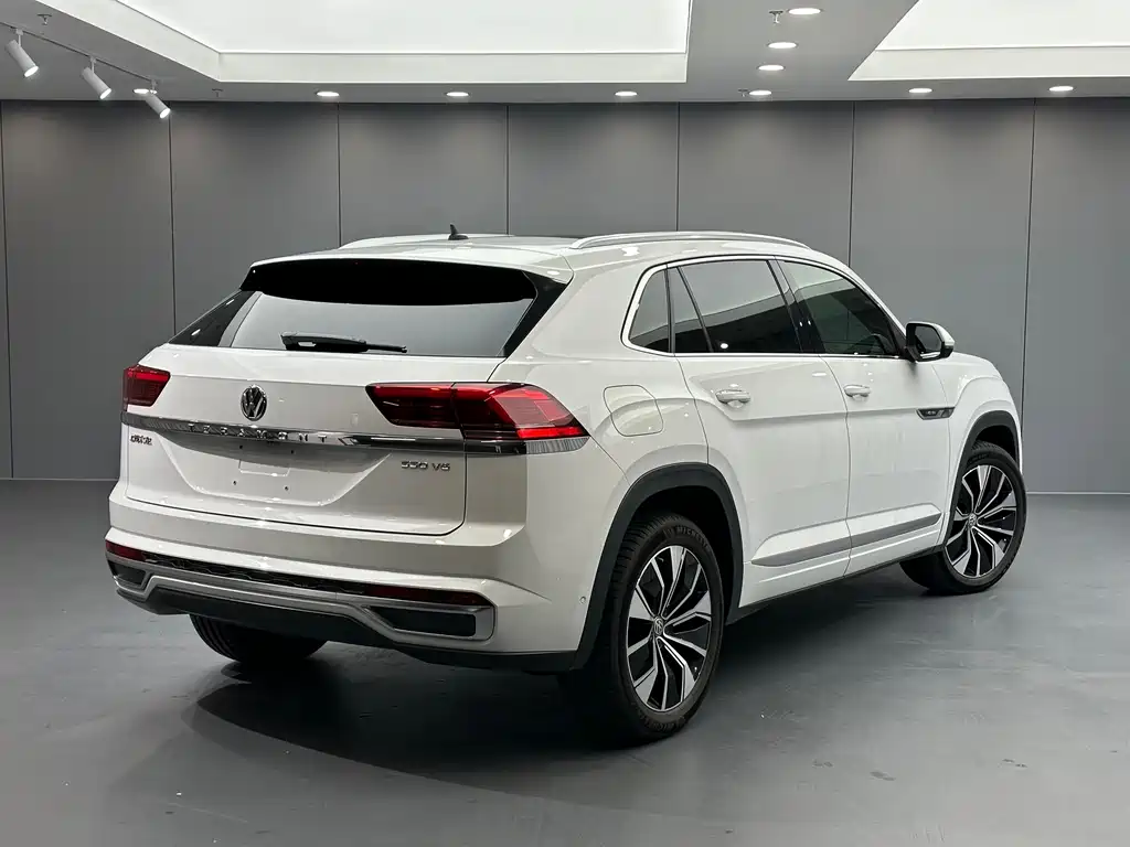 Volkswagen Teramont — миниатюра 4