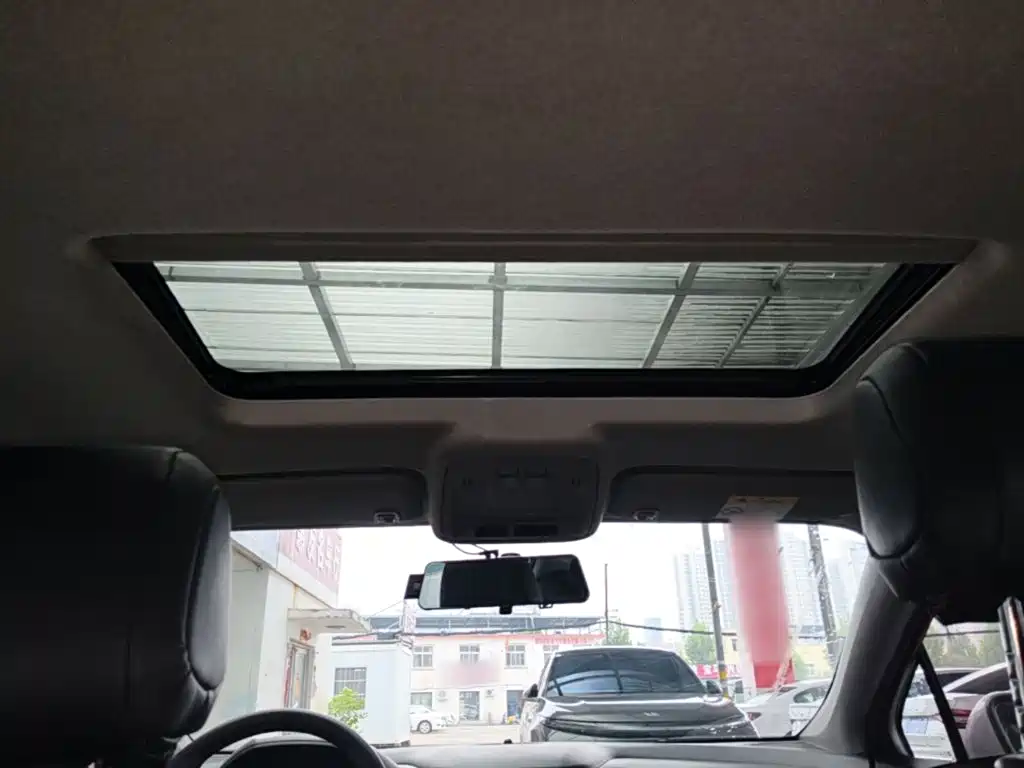 Chevrolet Cruze — миниатюра 18