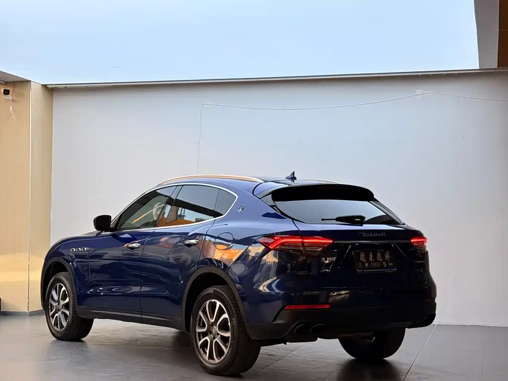 Maserati Levante — миниатюра 8