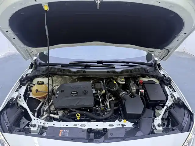 Buick Verano — миниатюра 13