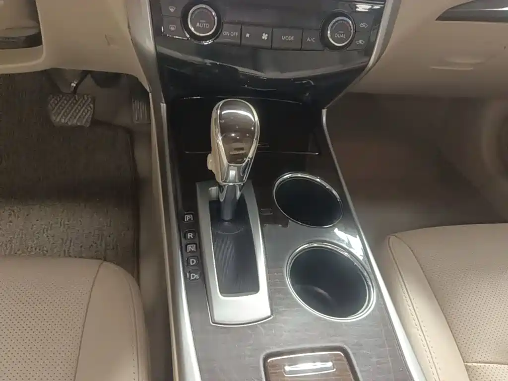 Nissan Teana — миниатюра 14