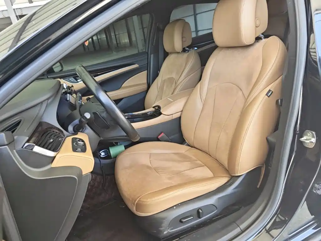 Buick LaCrosse — миниатюра 15