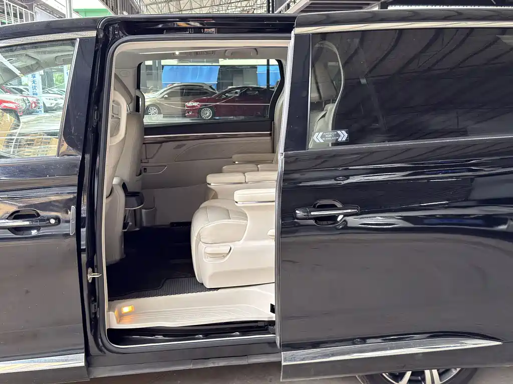 GAC Motor Trumpchi M8 — миниатюра 5