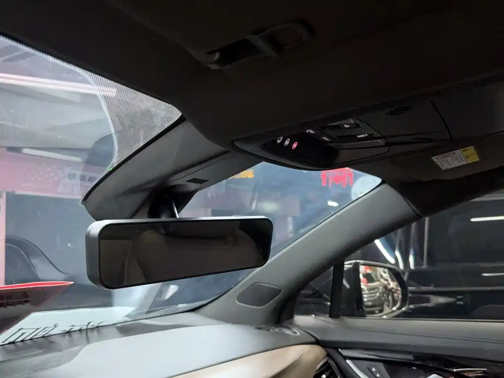 Buick Enclave — миниатюра 18
