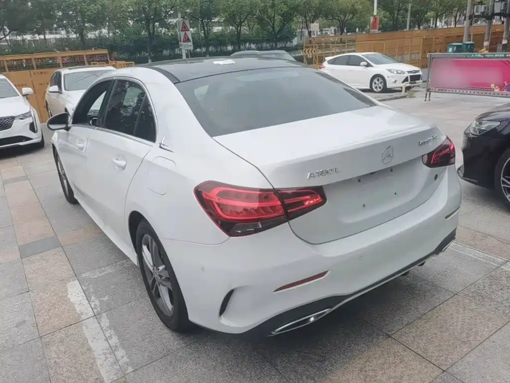 Mercedes-Benz A-Class — миниатюра 5