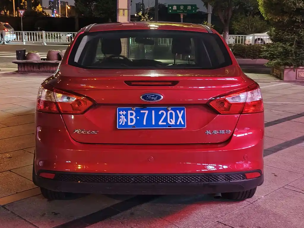 Ford Focus — миниатюра 5