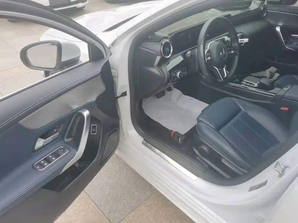 Mercedes-Benz A-Class — миниатюра 16