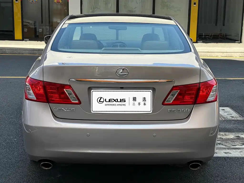 Lexus ES — миниатюра 4