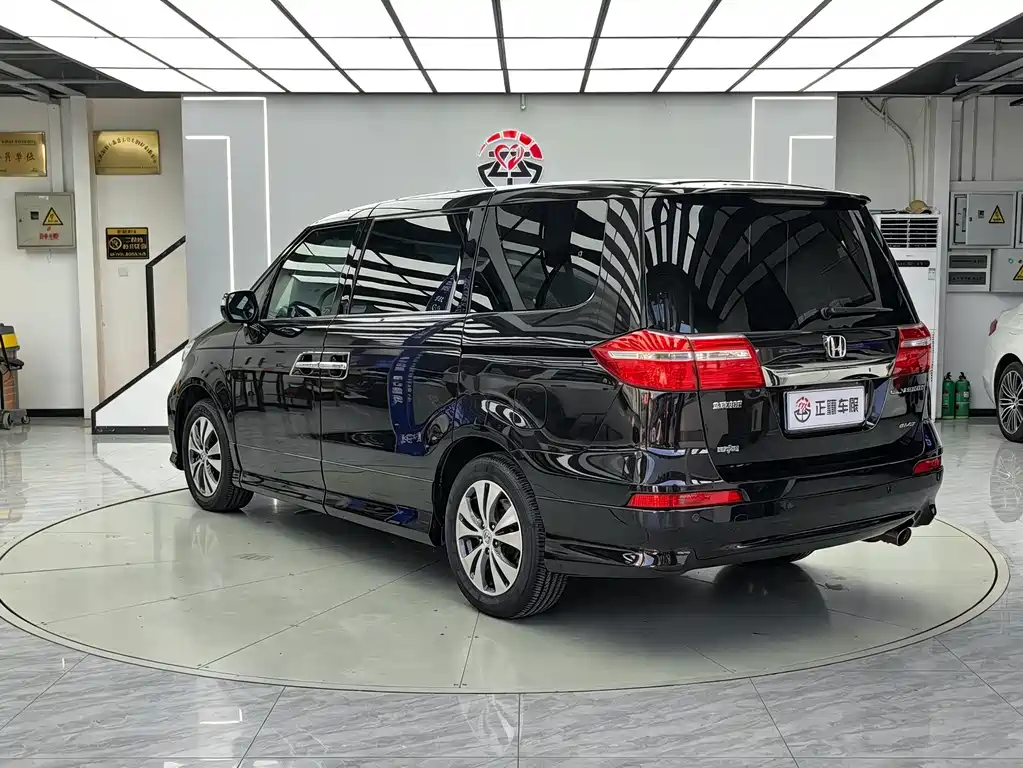 Honda Elysion — миниатюра 18