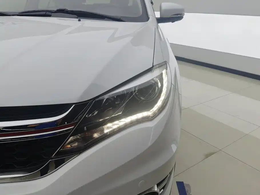 BYD S7 — миниатюра 5