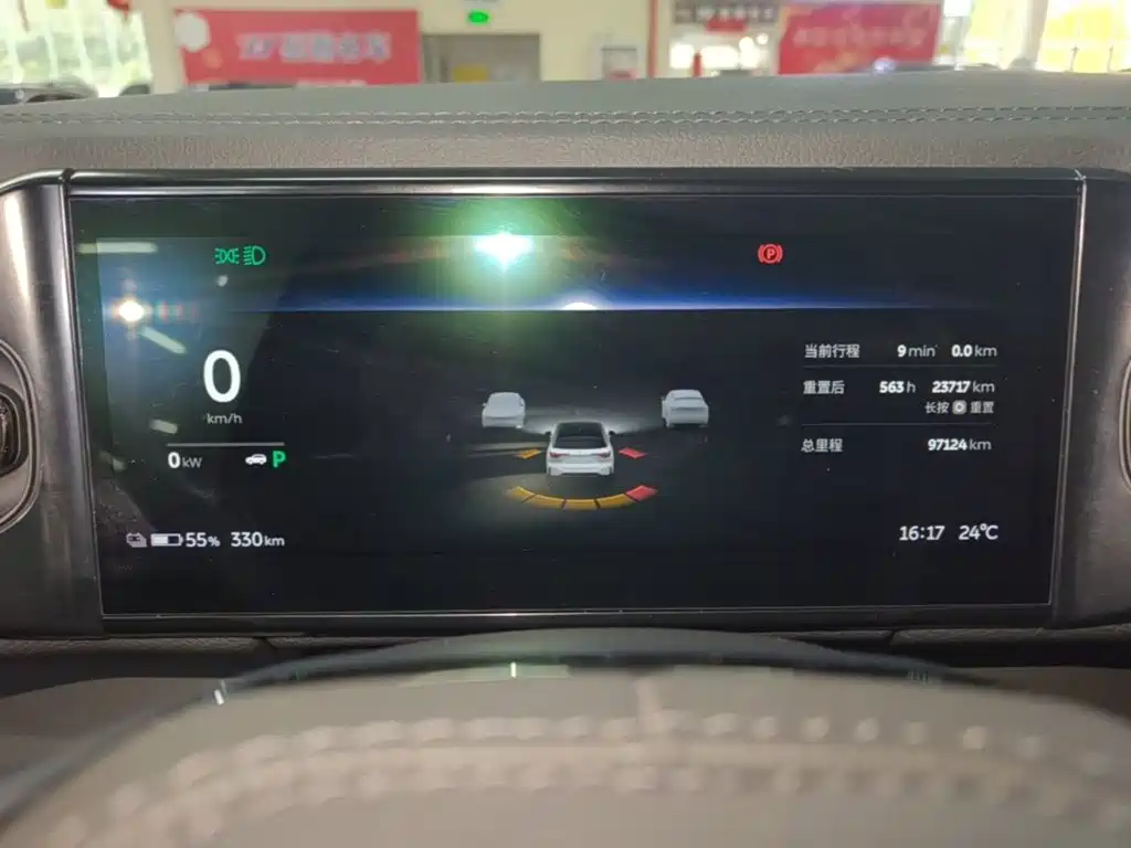 NIO ES6 — миниатюра 12