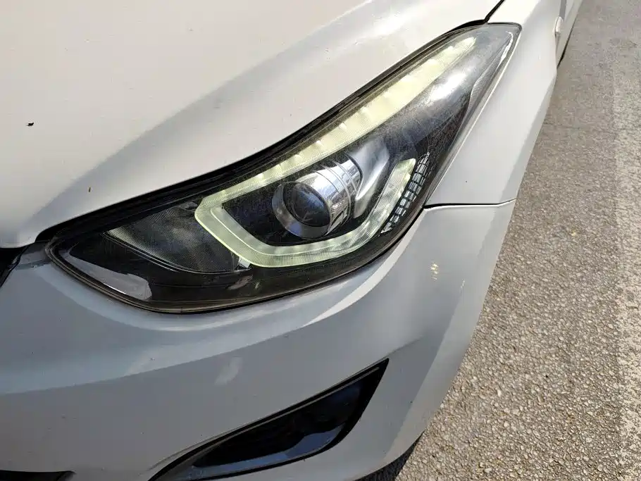 Hyundai Elantra Langdong — миниатюра 5