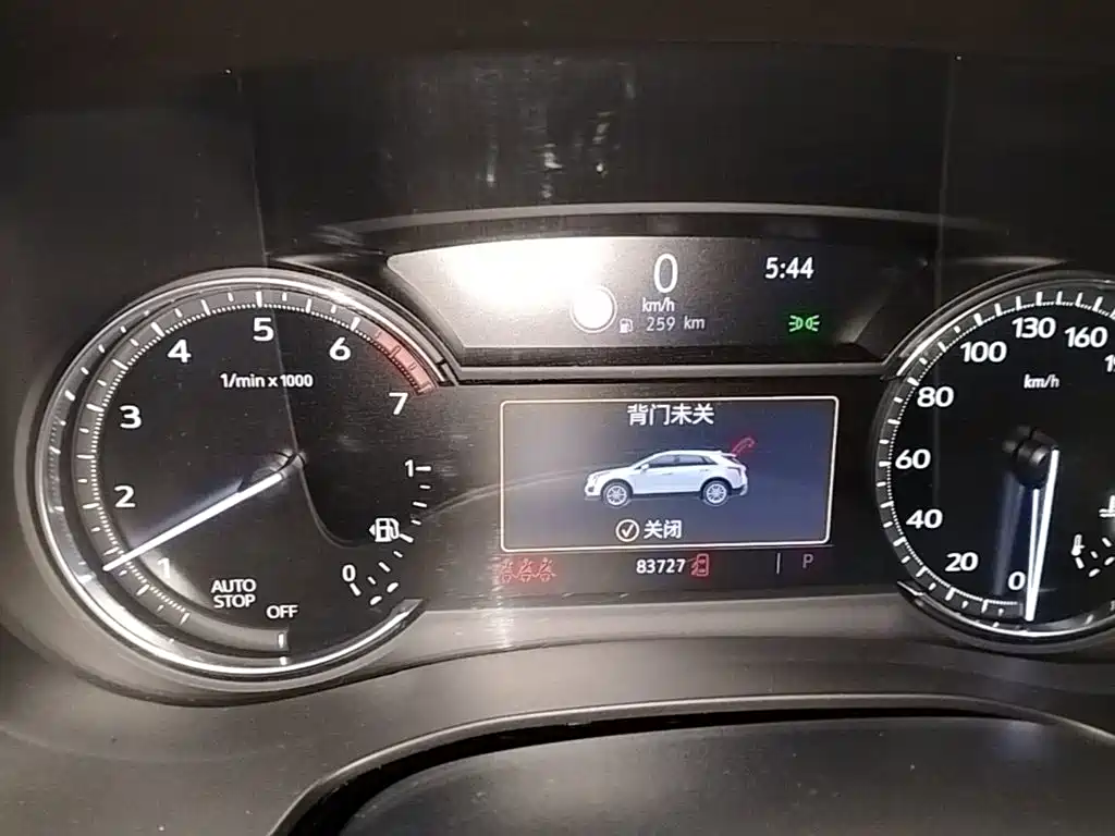 Cadillac XT5 — миниатюра 12